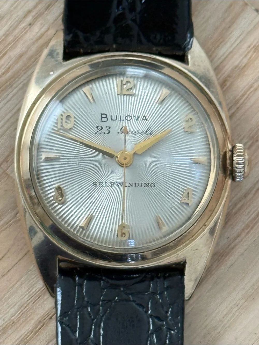 Bulova Rare 1954 23 Jewels Sunburst Dial Self-Winding Watch Gold Case Leather